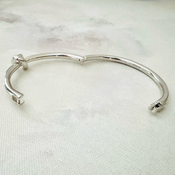 kate spade Silver Sailor's Knot Hinge Bangle Bracelet, New Jewelry - Picture 8 of 10